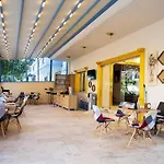 Ikarus Hotel 3*